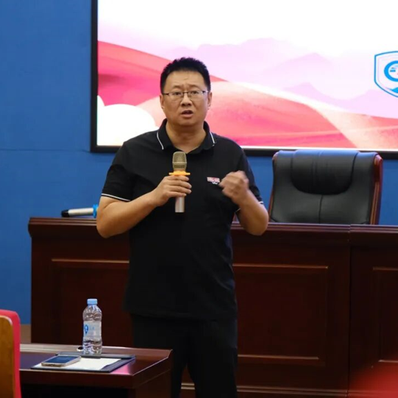 匠心筑梦，毕设启航｜乌克兰艺术学院2027届毕设启动暨导师见面会圆满落幕